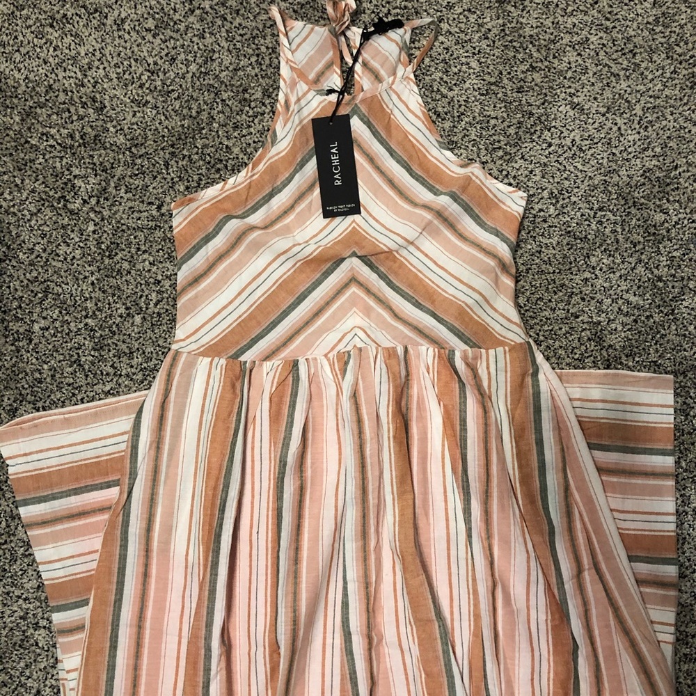 💜HP💜 Halter dress - Picture 4 of 8